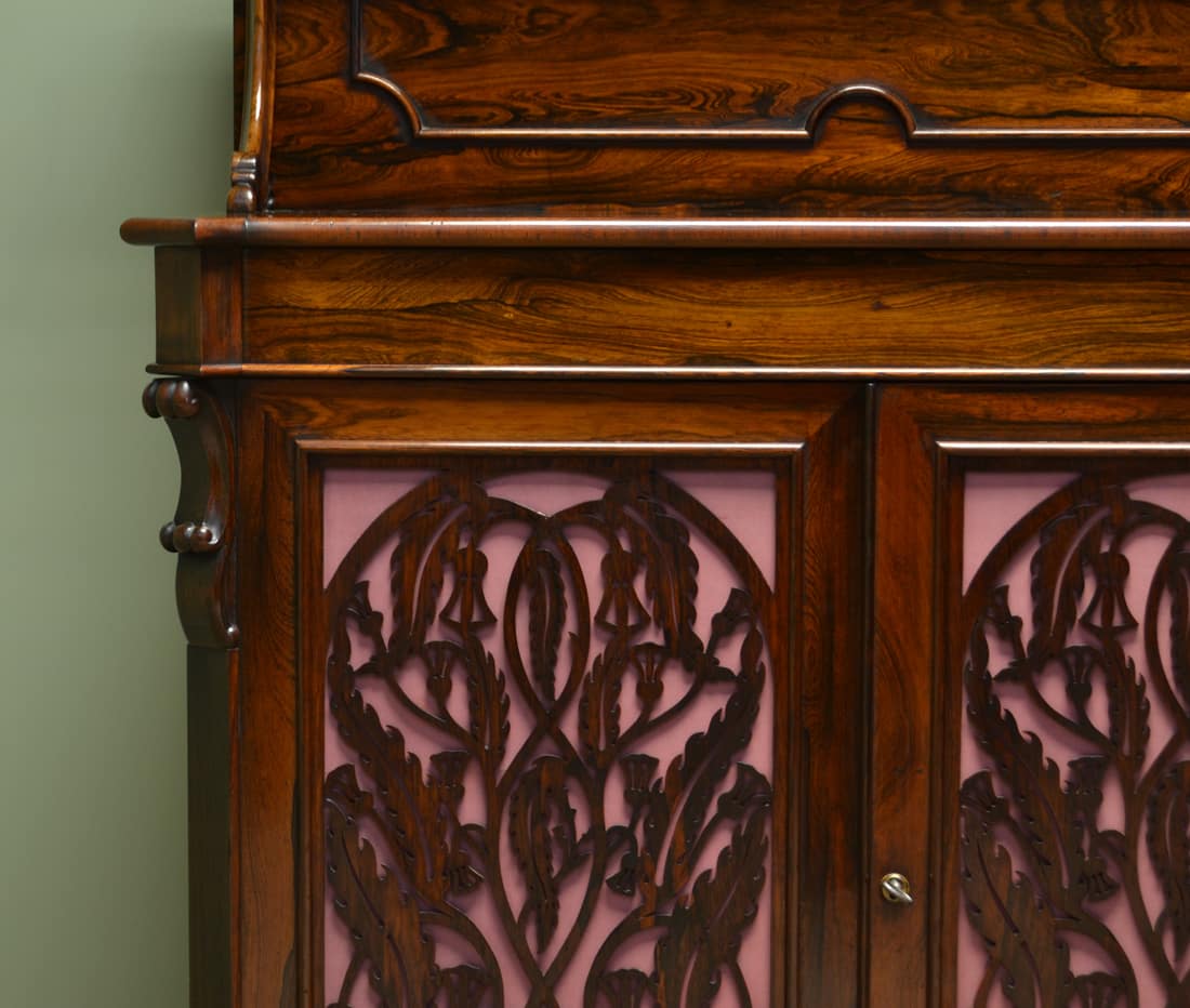 Rosewood Fretwork Carving 