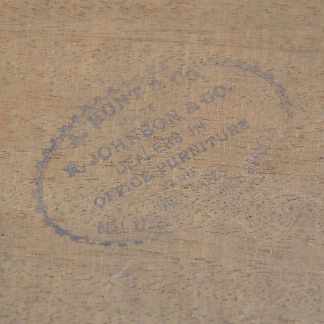 English Cabinet Makers - A to Z. 40 Hunt & Co