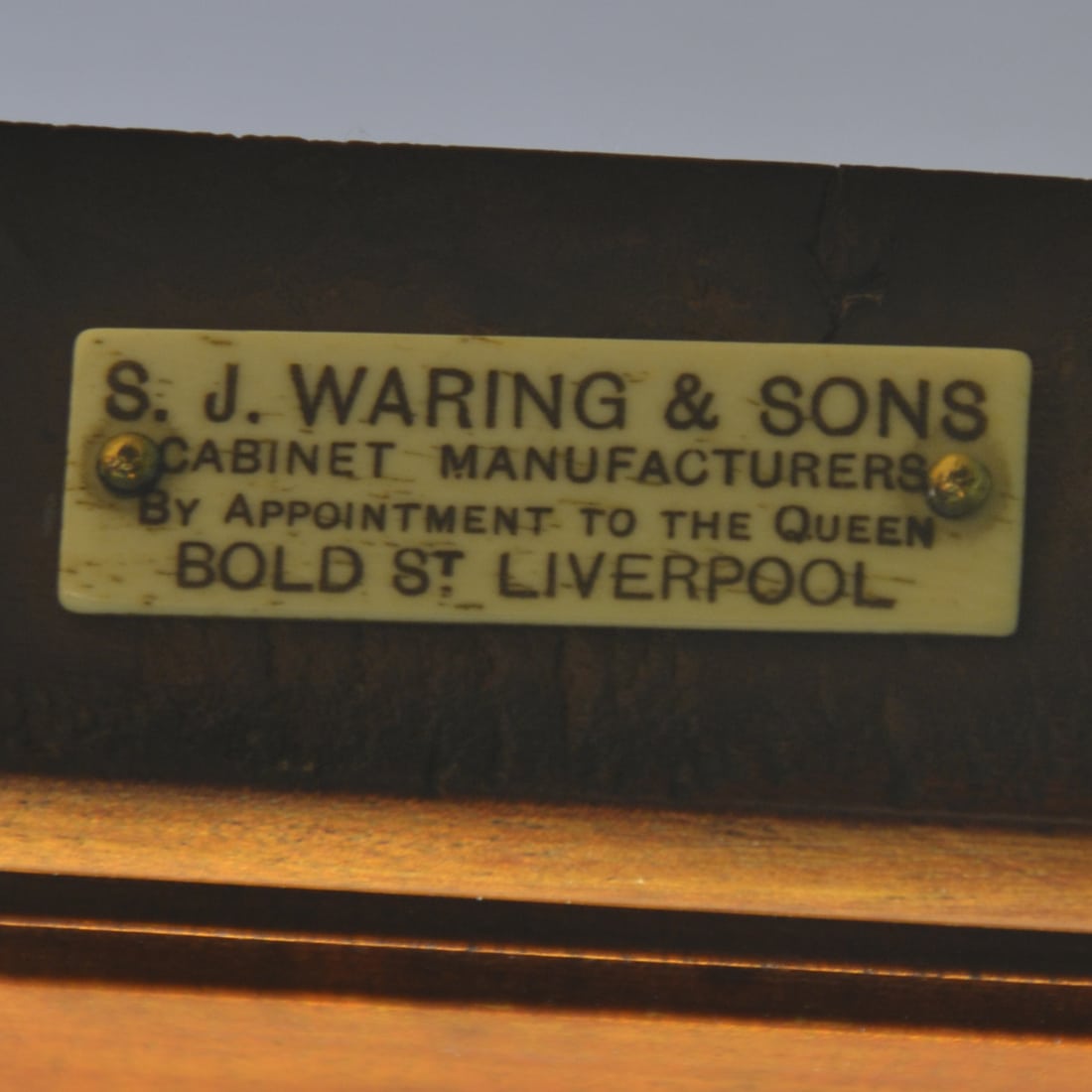 English Cabinet Makers - A to Z. 81 S.J.Waring & Sons