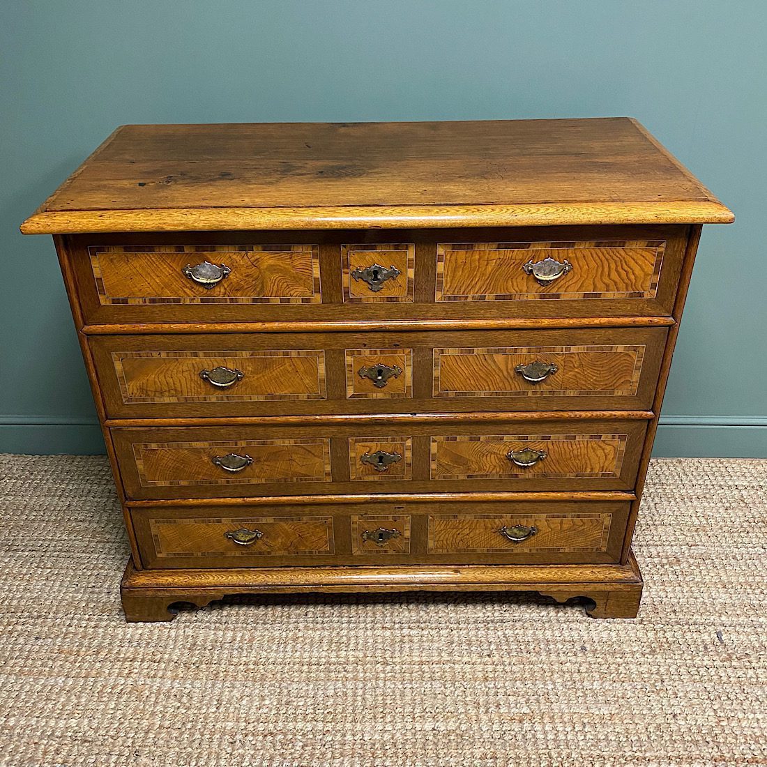 18th Century Antique Elm Chest of Drawers 3 18Th Century Oak and Elm Antique Chest of Drawers