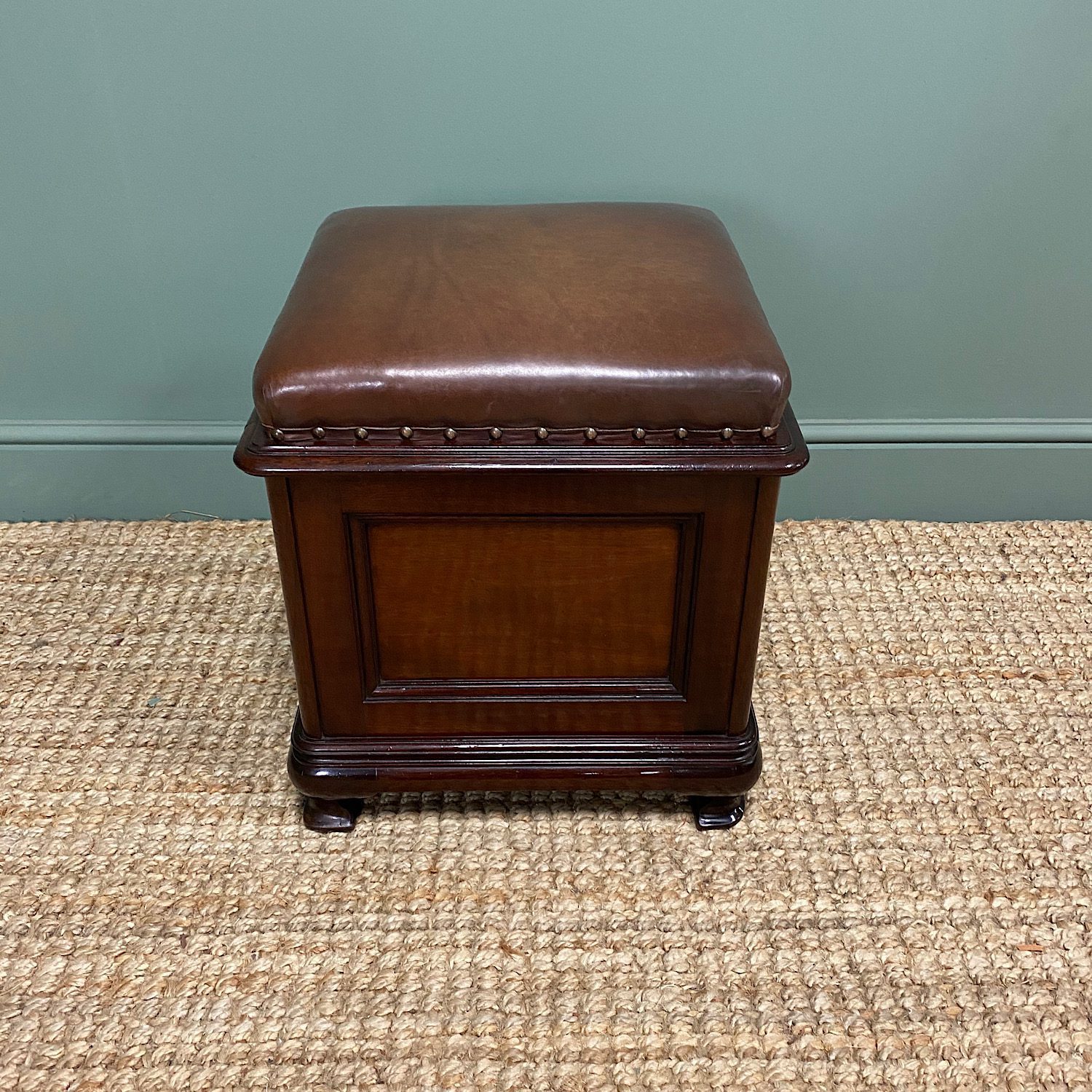 Stunning Marsh Jones & Cribb Antique Stool / Ottoman