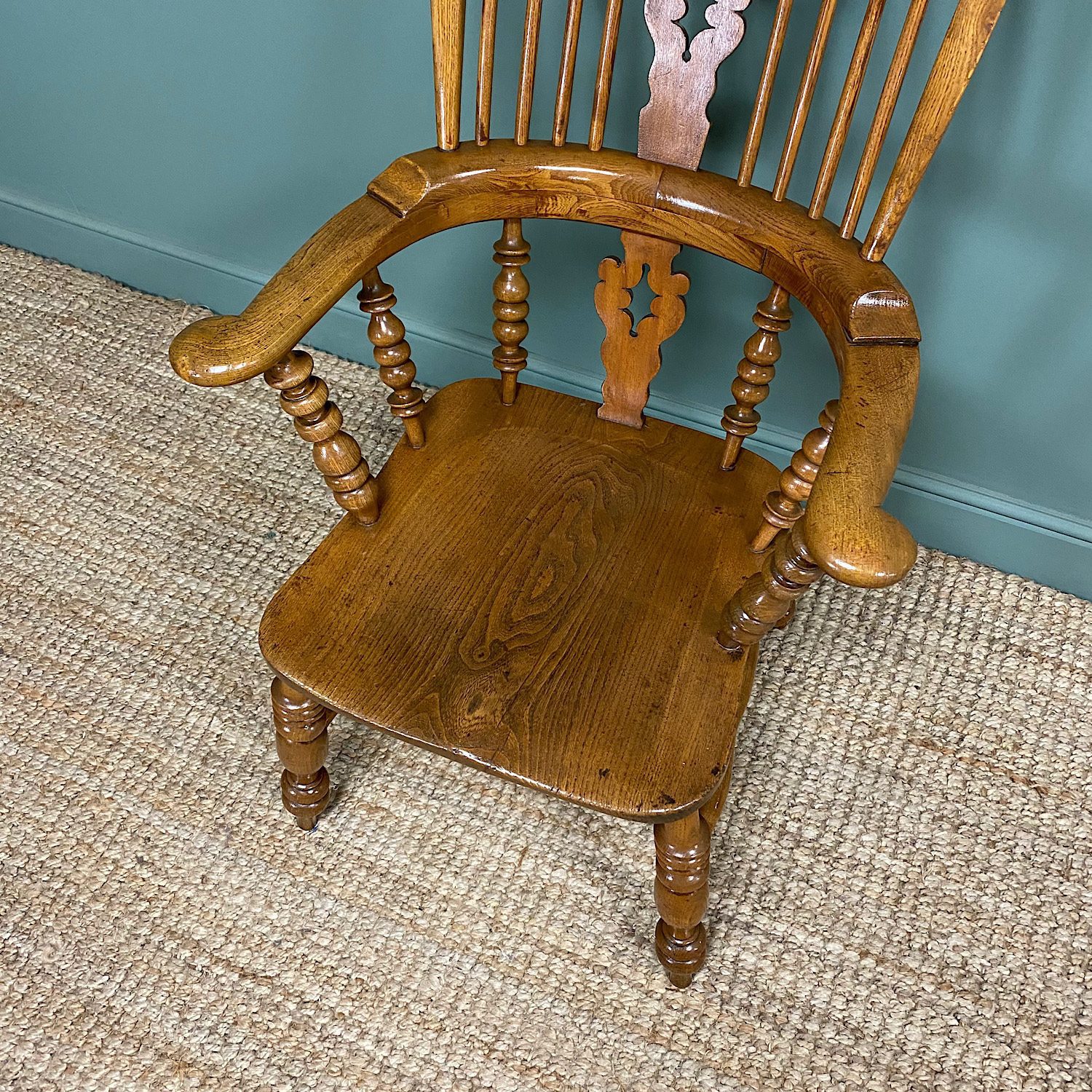 Quality Elm & Ash Broad Arm Antique Windsor Chair 6 Quality Elm & Ash Broad Arm Antique Windsor Chair