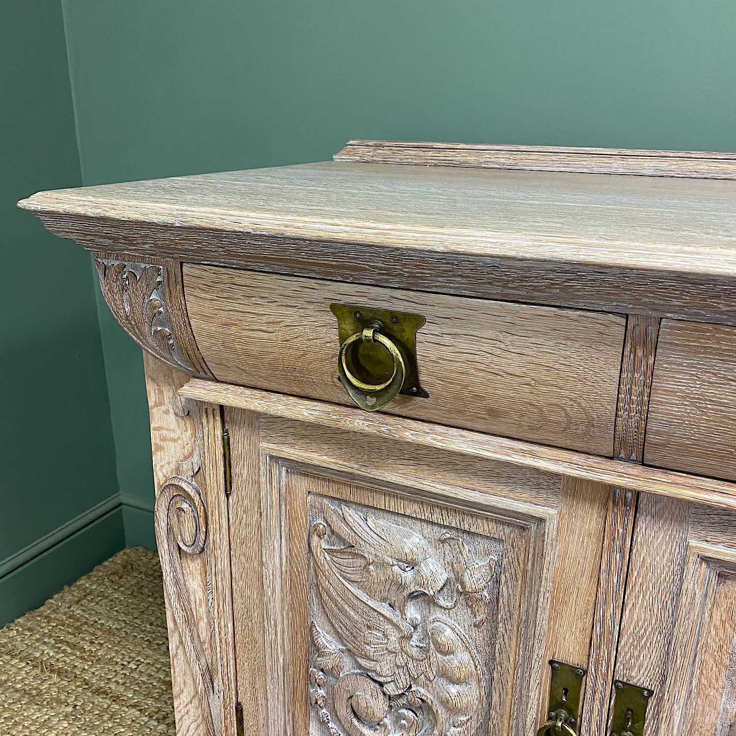 Spectacular Victorian Oak Antique Sideboard 5 Spectacular Victorian Oak Antique Sideboard
