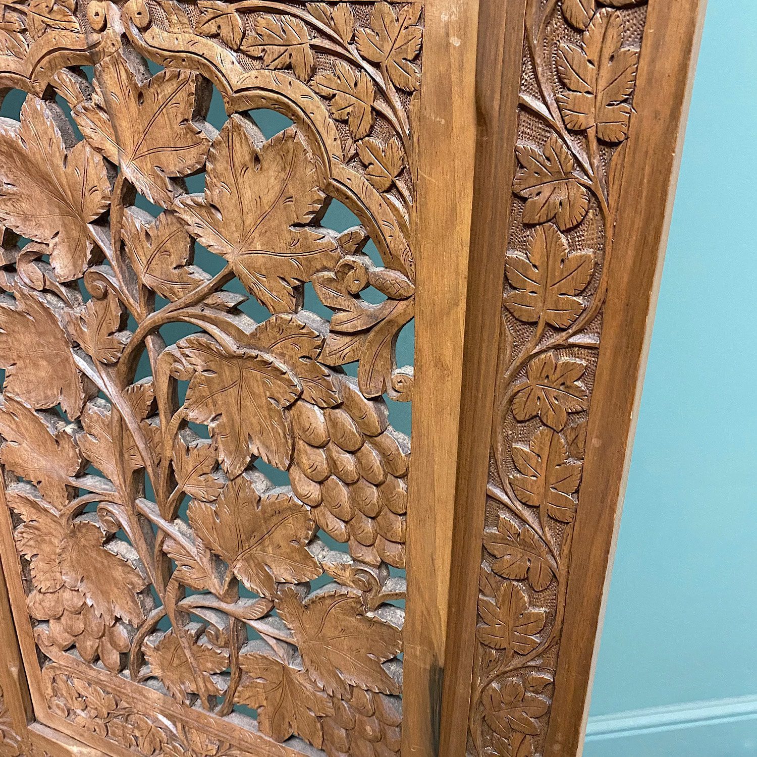 Decorative Carved Screen 4 Decorative Carved Screen