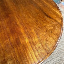 Beautifully Figured Mahogany Circular Antique Dining Table