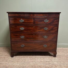 Beautiful Georgian Antique Mahogany Chest of Drawers