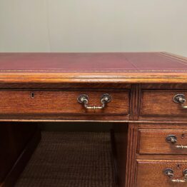 Quality Victorian Oak Antique Desk