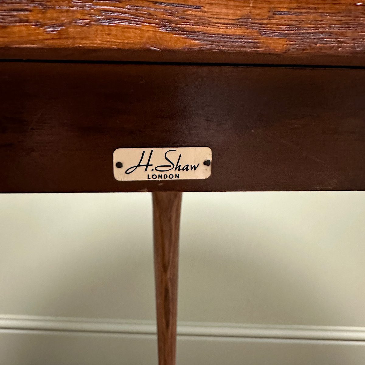 Stunning Small Demi Lune Side Table 5 Stunning Small Demi Lune Side Table