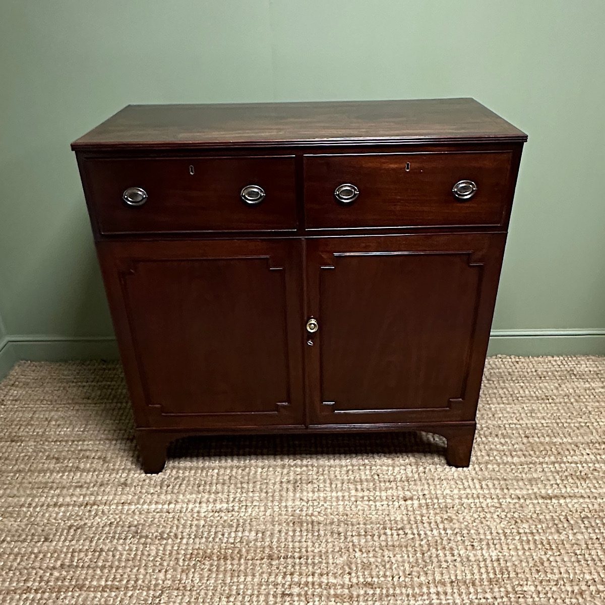 Quality Mahogany Antique Georgian Press Cupboard 3 Quality Mahogany Antique Georgian Press Cupboard