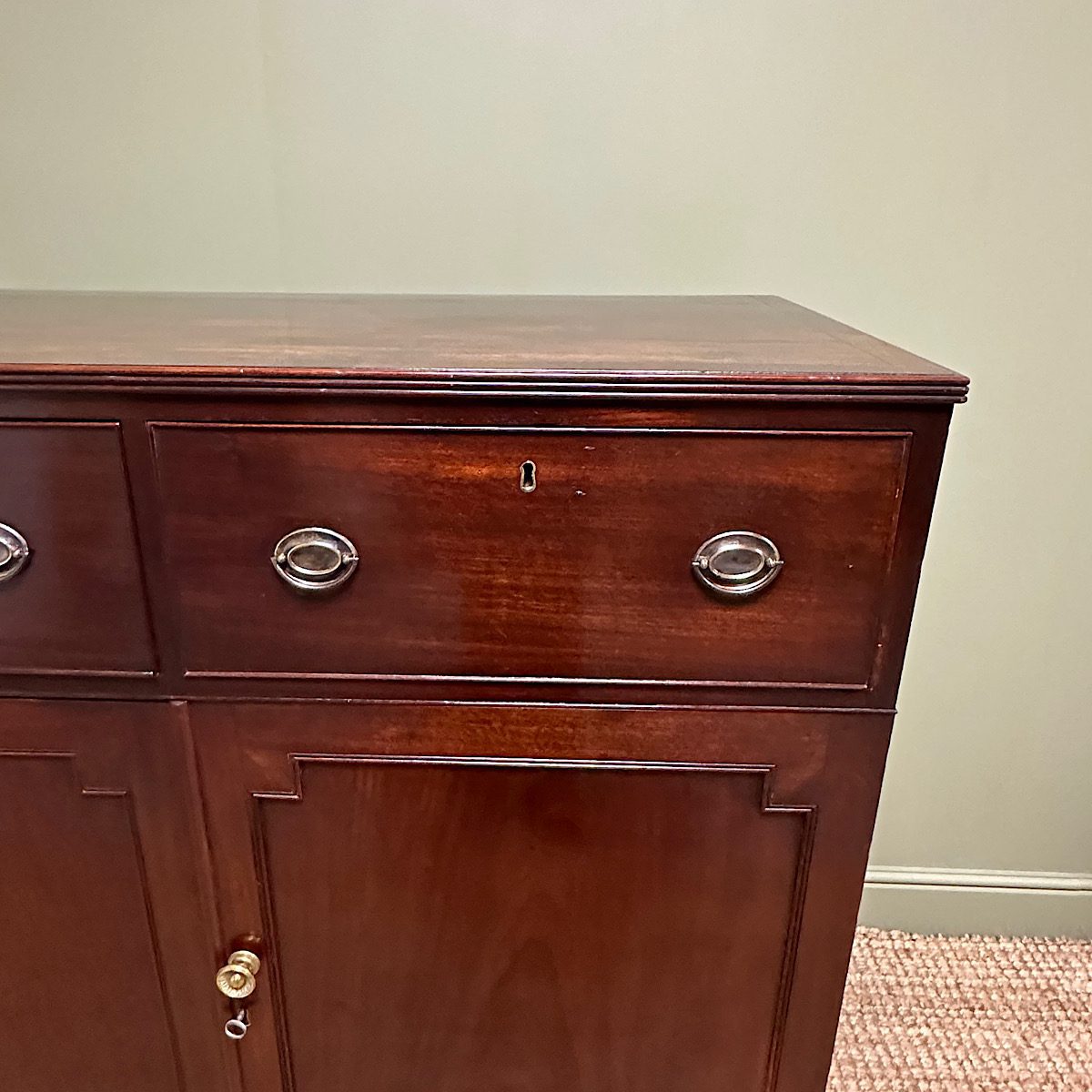 Quality Mahogany Antique Georgian Press Cupboard 6 Quality Mahogany Antique Georgian Press Cupboard