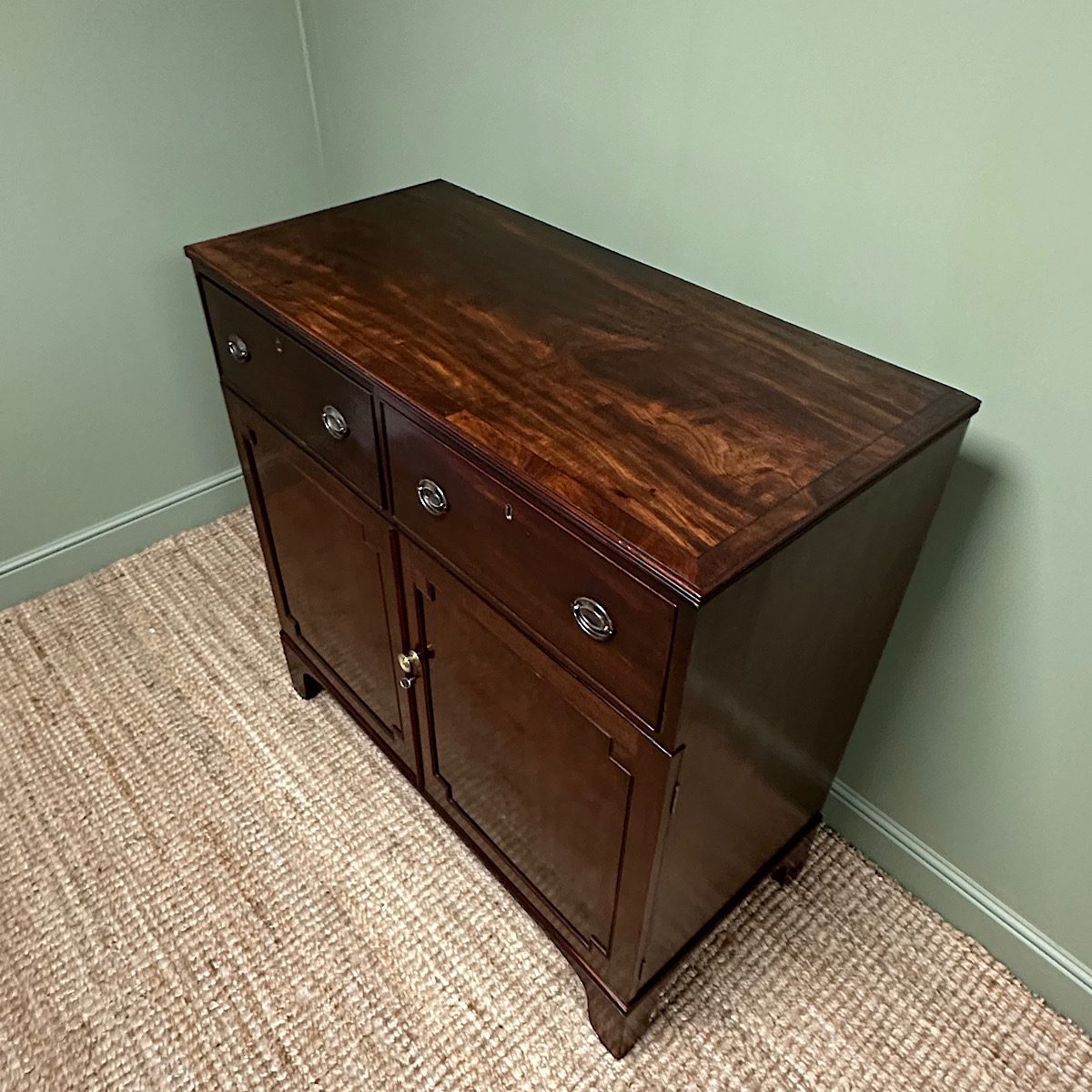 Quality Mahogany Antique Georgian Press Cupboard 9 Quality Mahogany Antique Georgian Press Cupboard