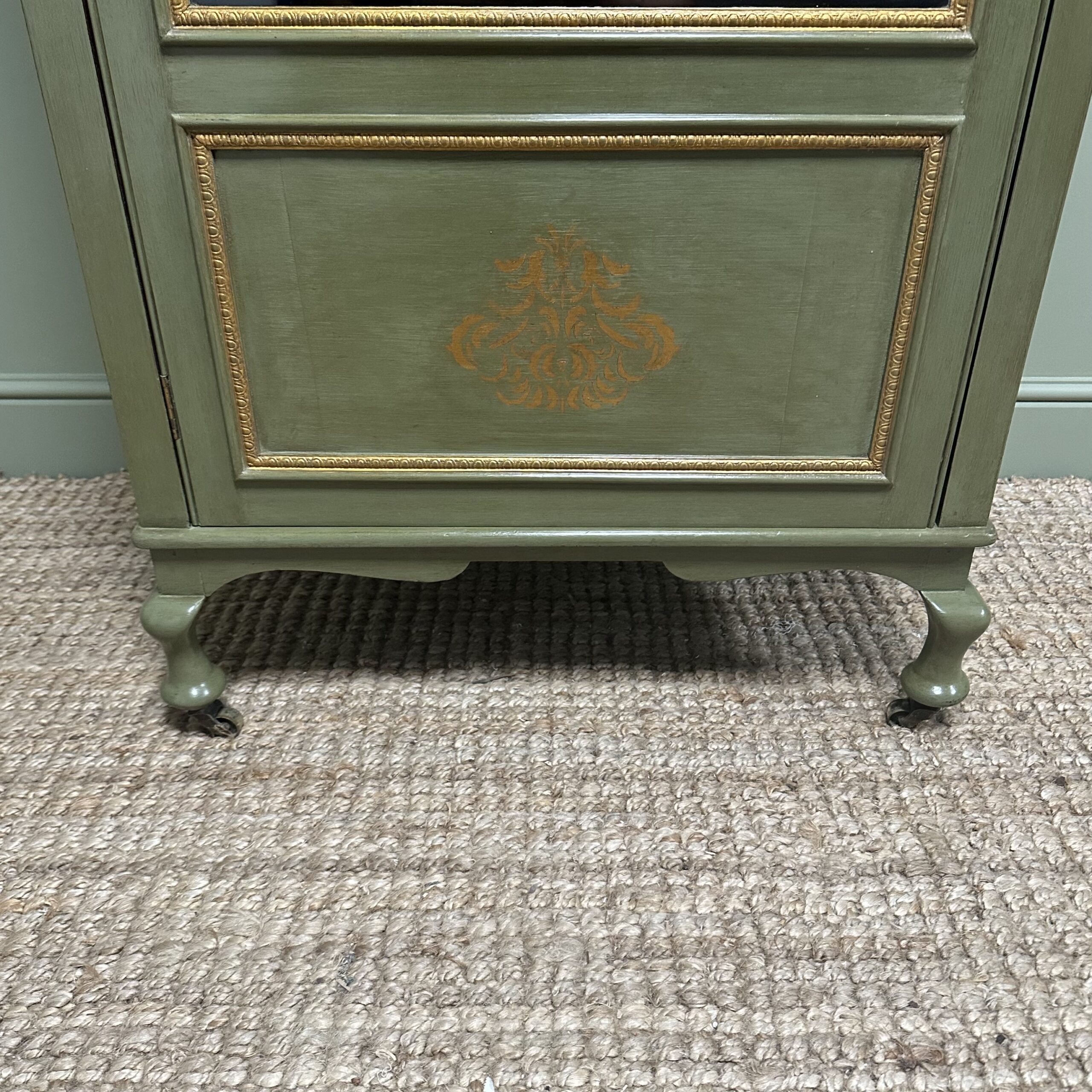 Elegant Edwardian Antique Painted Cabinet 9 Elegant Edwardian Antique Painted Cabinet