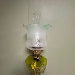 Spectacular Large Victorian Antique Brass Oil Lamp