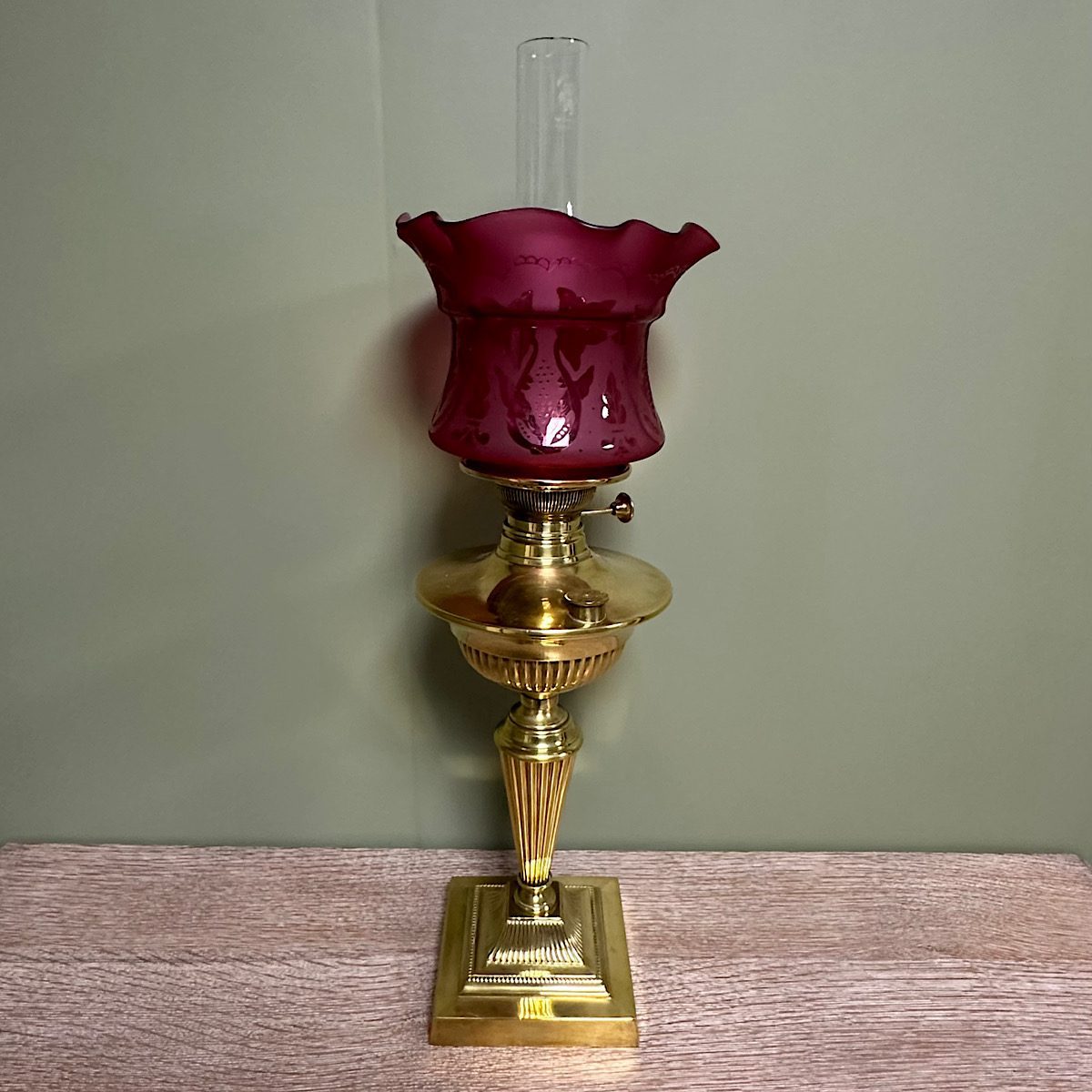 Spectacular 19th Century Brass Antique Oil Lamp 1 Spectacular 19th Century Brass Antique Oil Lamp