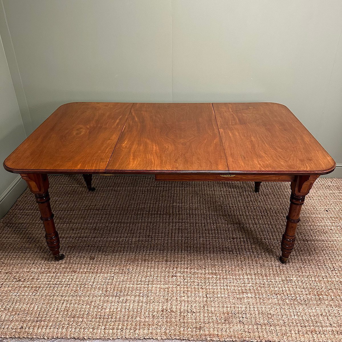 Quality Antique Mahogany Dining Table by Gillows of Lancaster 1 Antique Mahogany Dining Table by Gillows of Lancaster