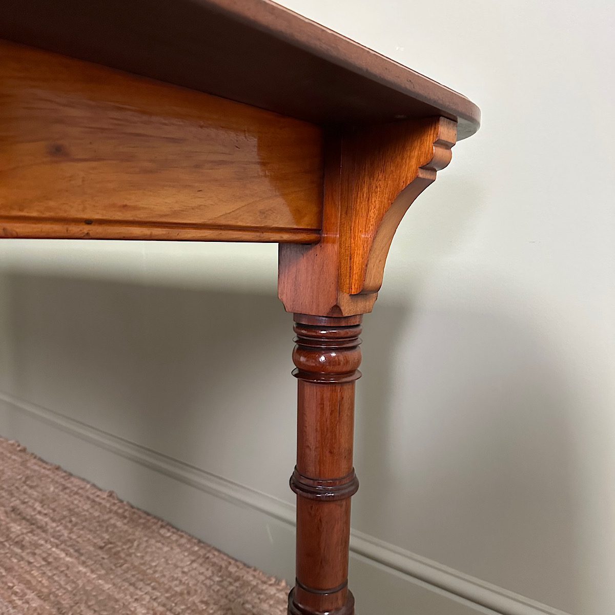 Quality Antique Mahogany Dining Table by Gillows of Lancaster 9 Quality Antique Mahogany Dining Table by Gillows of Lancaster