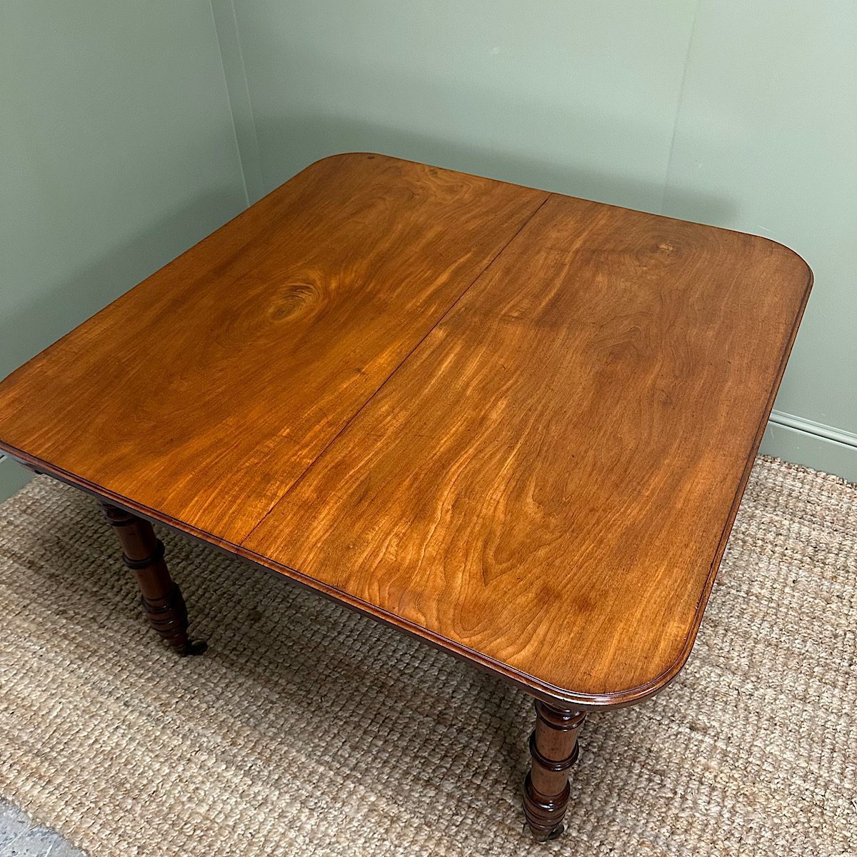 Quality Antique Mahogany Dining Table by Gillows of Lancaster 7 Quality Antique Mahogany Dining Table by Gillows of Lancaster