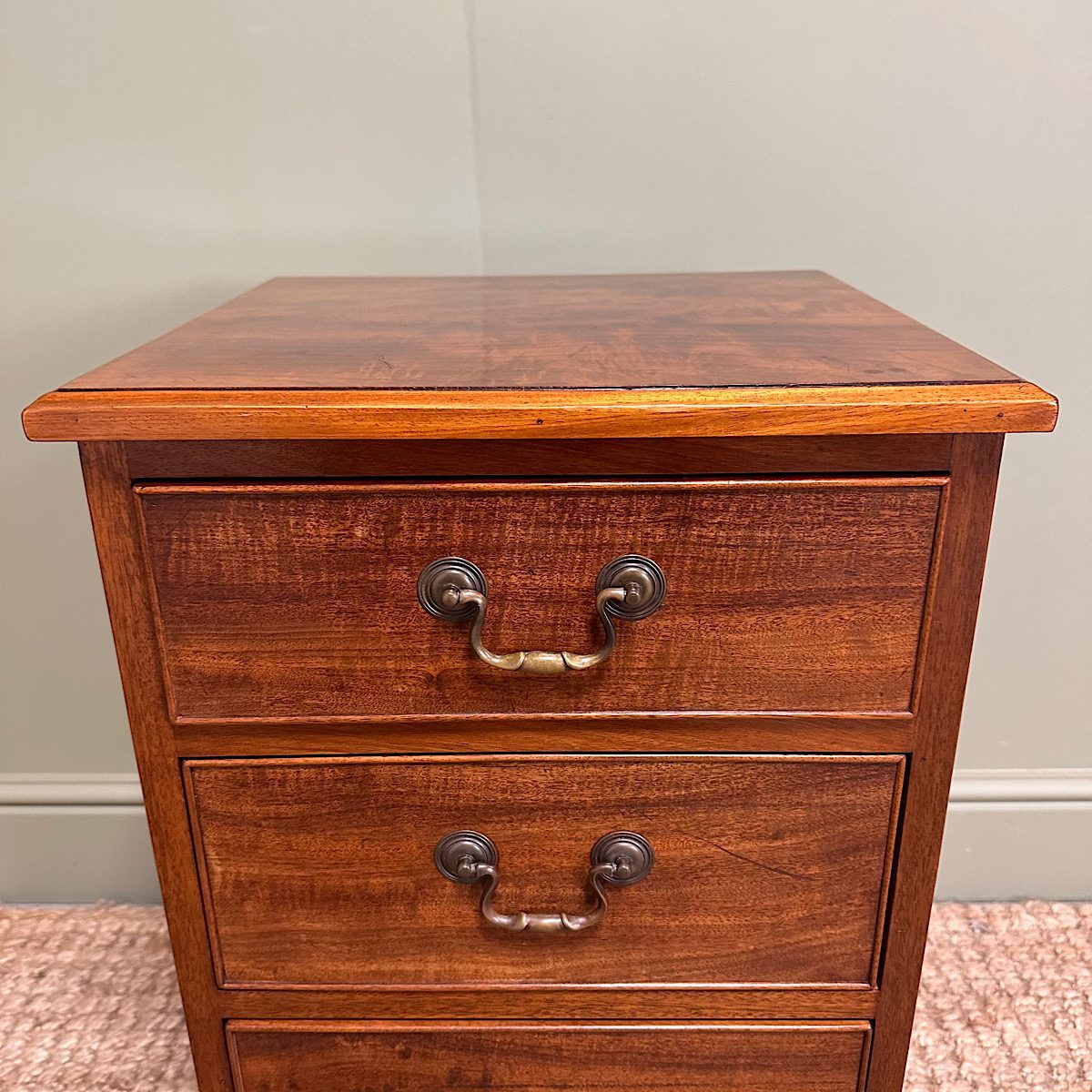 Stunning Small Antique Chest of Drawers 8 Stunning Small Antique Chest of Drawers