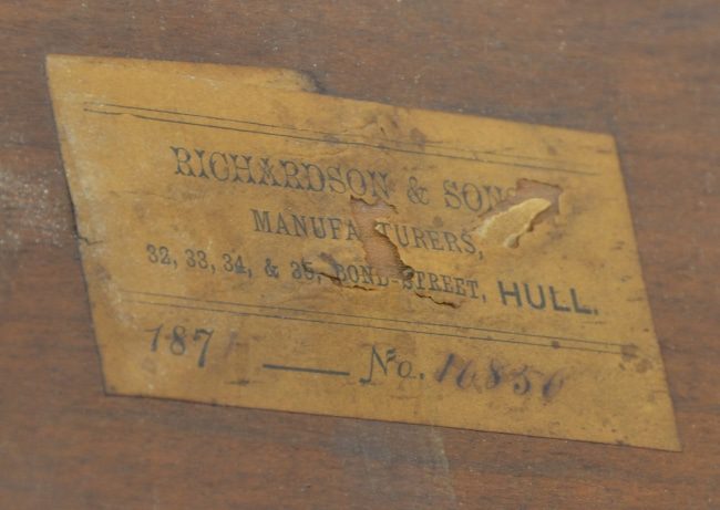 English Cabinet Makers - A to Z. 71 Richardsons & Sons of Hull
