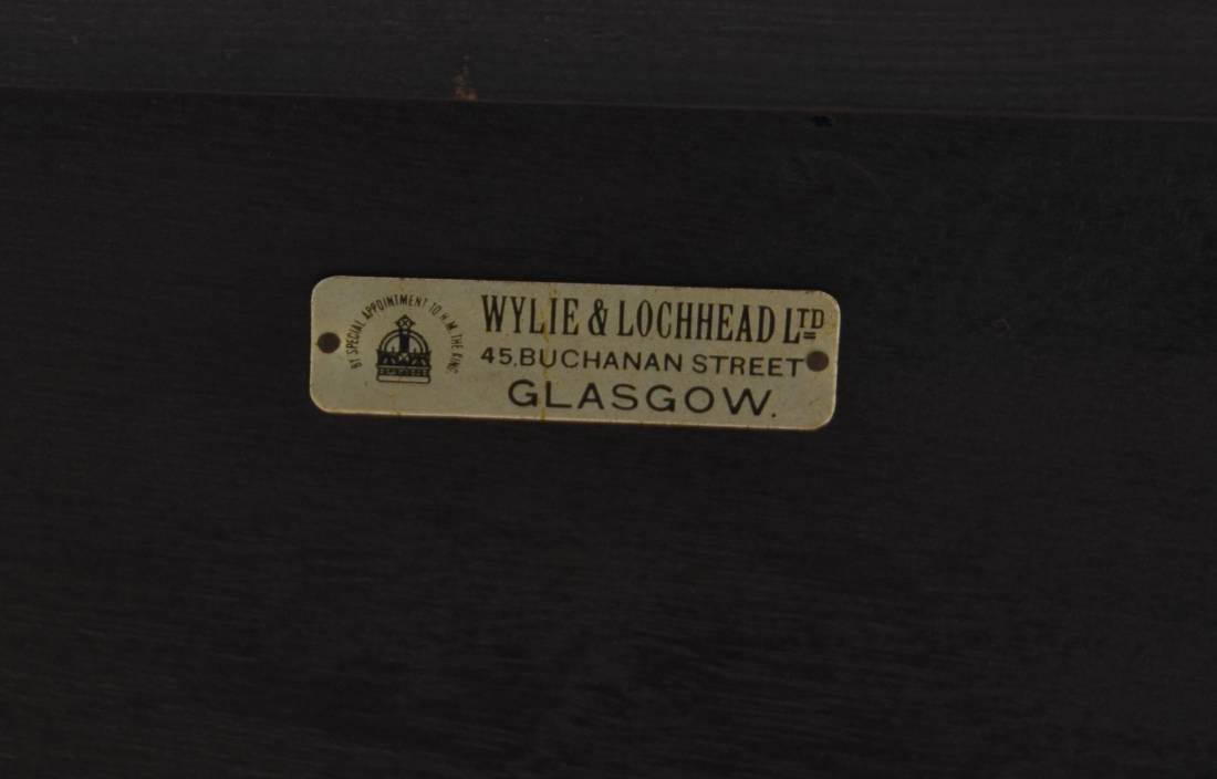 English Cabinet Makers - A to Z. 92 WYLIE & LOCHHEAD