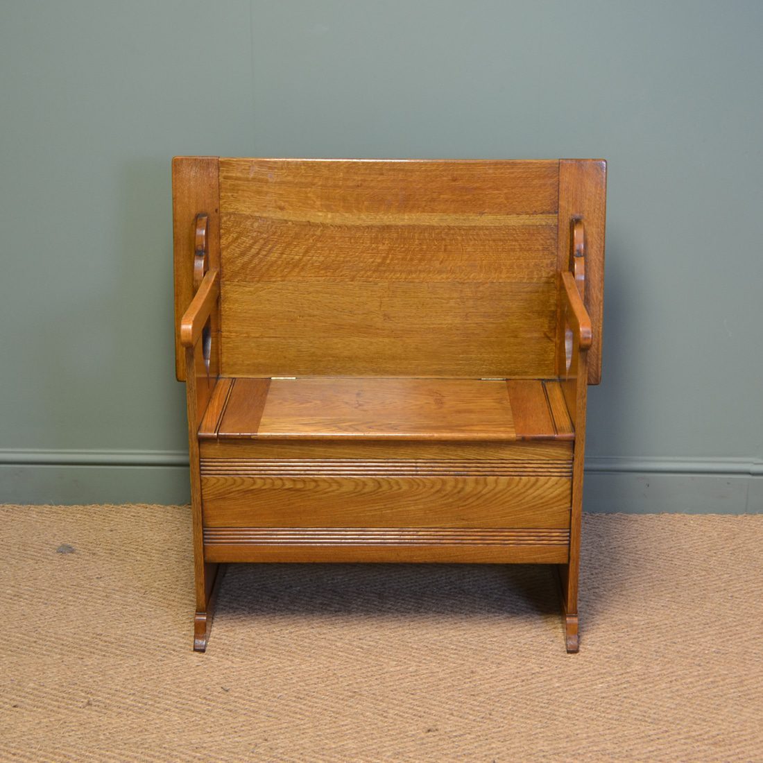 High Quality Edwardian Oak Gardner & Son Antique Bench