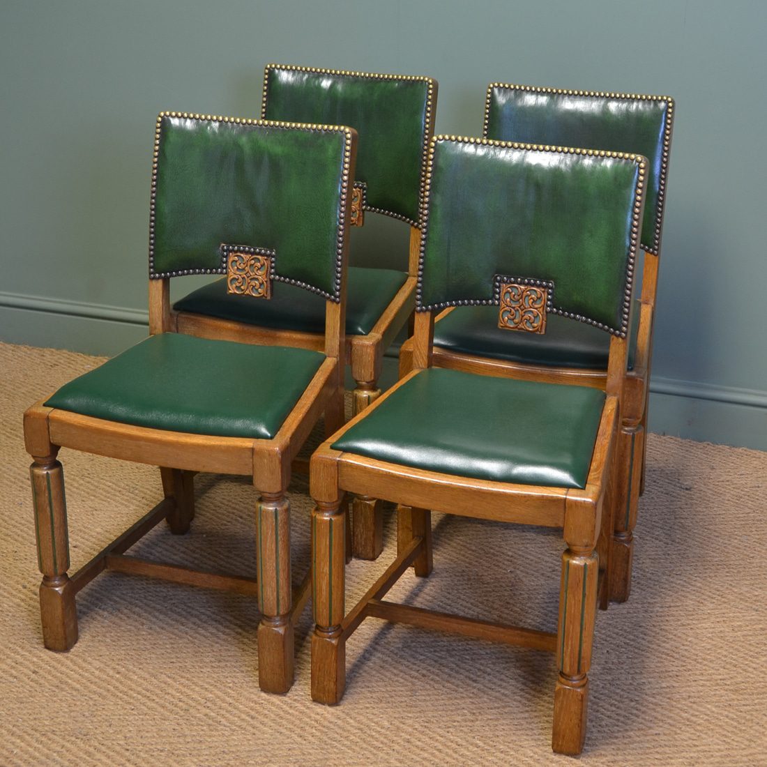 Spectacular Heals Style Art Deco Oak Antique Dining Set