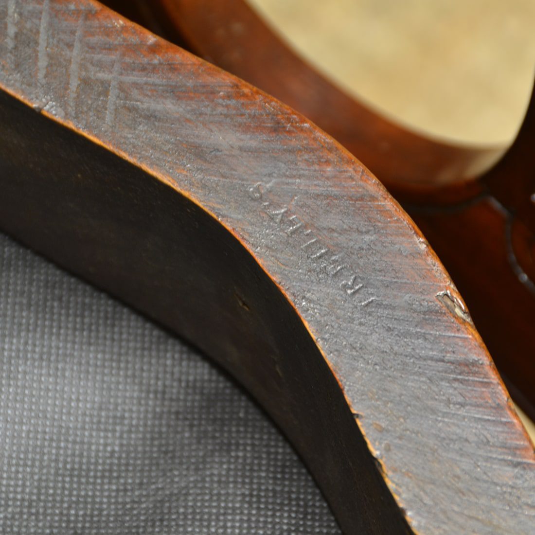 English Cabinet Makers - A to Z. 73 Reilly stamp
