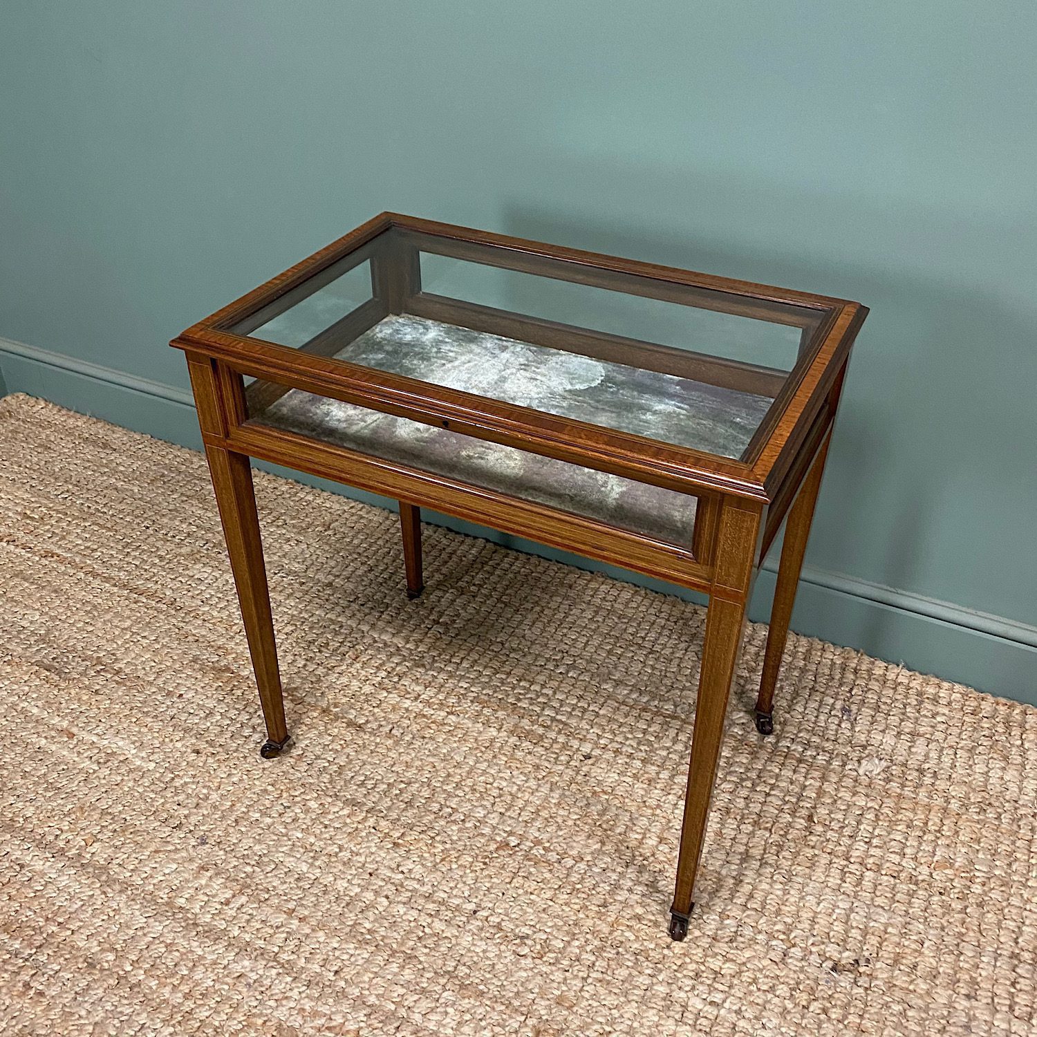 Elegant Mahogany Glazed Antique Bijouterie Table 4 Elegant Mahogany Glazed Antique Edwardian Bijouterie Table